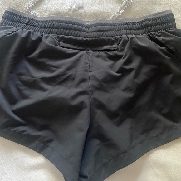 Nike Dri-Fit Running Shorts - Picture 3 of 3